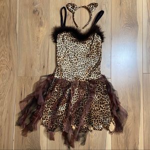 *SOLD* Leopard Women’s Dress Costume Medium